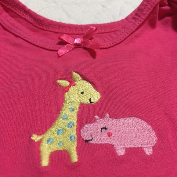 12m (4/$20) Short Overalls and Tee - Picture 6 of 12